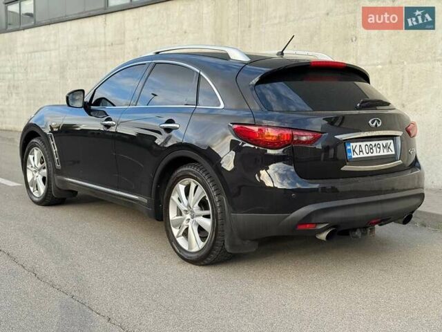 Чорний Інфініті QX70, об'ємом двигуна 2.99 л та пробігом 160 тис. км за 19500 $, фото 10 на Automoto.ua
