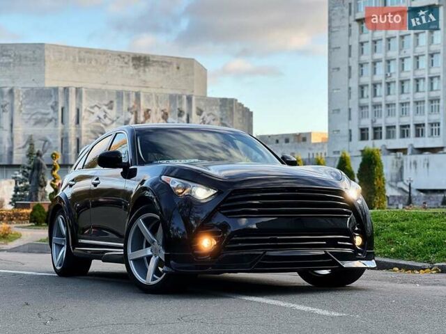 Черный Инфинити QX70, объемом двигателя 3.7 л и пробегом 128 тыс. км за 26500 $, фото 10 на Automoto.ua