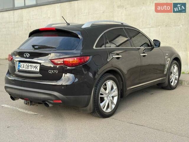 Чорний Інфініті QX70, об'ємом двигуна 2.99 л та пробігом 160 тис. км за 19500 $, фото 8 на Automoto.ua