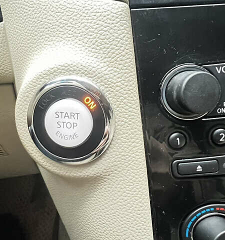 Черный Инфинити QX70, объемом двигателя 3.7 л и пробегом 194 тыс. км за 14900 $, фото 20 на Automoto.ua