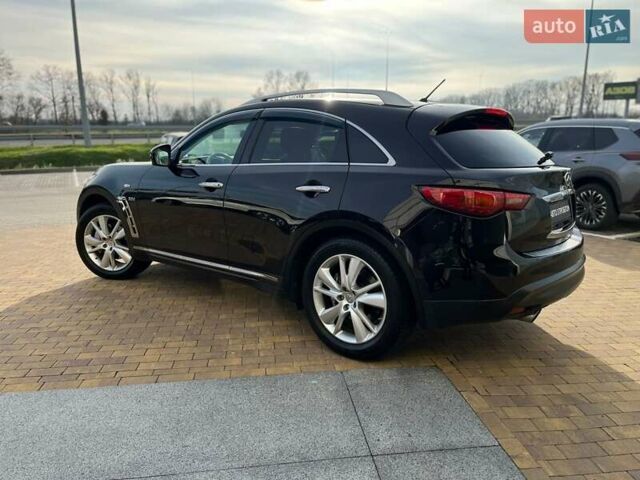 Черный Инфинити QX70, объемом двигателя 2.99 л и пробегом 118 тыс. км за 19853 $, фото 19 на Automoto.ua