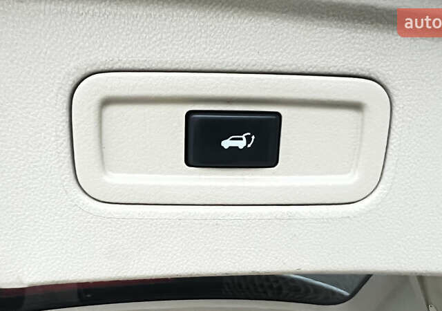 Черный Инфинити QX70, объемом двигателя 3.7 л и пробегом 194 тыс. км за 14900 $, фото 7 на Automoto.ua