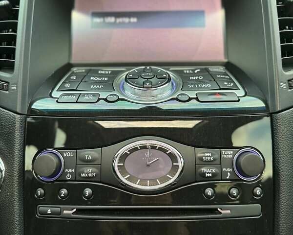 Чорний Інфініті QX70, об'ємом двигуна 2.99 л та пробігом 160 тис. км за 19500 $, фото 22 на Automoto.ua
