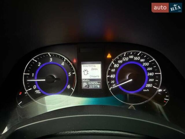 Черный Инфинити QX70, объемом двигателя 2.99 л и пробегом 169 тыс. км за 23999 $, фото 23 на Automoto.ua