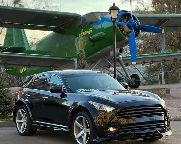 Черный Инфинити QX70, объемом двигателя 3.7 л и пробегом 128 тыс. км за 26500 $, фото 8 на Automoto.ua