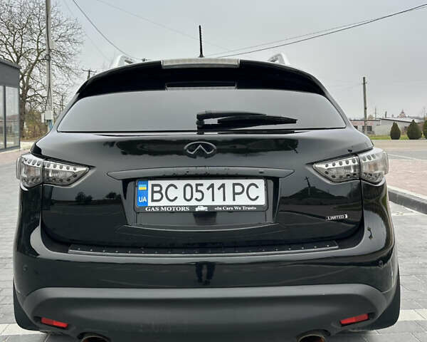 Черный Инфинити QX70, объемом двигателя 3.7 л и пробегом 220 тыс. км за 21500 $, фото 6 на Automoto.ua