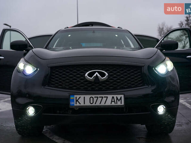 Чорний Інфініті QX70, об'ємом двигуна 3.7 л та пробігом 99 тис. км за 19900 $, фото 7 на Automoto.ua