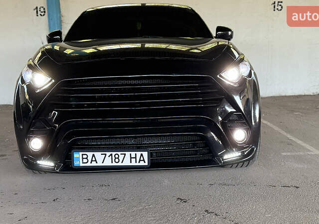 Черный Инфинити QX70, объемом двигателя 3.7 л и пробегом 160 тыс. км за 30000 $, фото 6 на Automoto.ua
