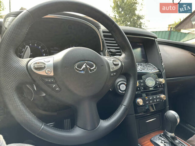 Фиолетовый Инфинити QX70, объемом двигателя 3.7 л и пробегом 110 тыс. км за 20500 $, фото 32 на Automoto.ua