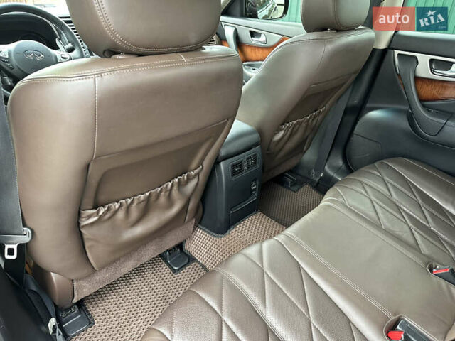 Фиолетовый Инфинити QX70, объемом двигателя 3.7 л и пробегом 110 тыс. км за 20500 $, фото 44 на Automoto.ua