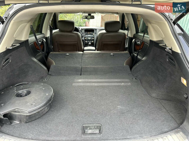 Фиолетовый Инфинити QX70, объемом двигателя 3.7 л и пробегом 110 тыс. км за 20500 $, фото 49 на Automoto.ua