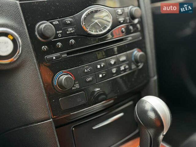 Коричневый Инфинити QX70, объемом двигателя 3 л и пробегом 146 тыс. км за 16500 $, фото 48 на Automoto.ua