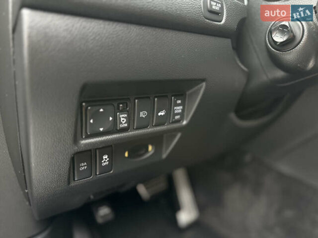 Коричневый Инфинити QX70, объемом двигателя 3 л и пробегом 146 тыс. км за 16500 $, фото 43 на Automoto.ua