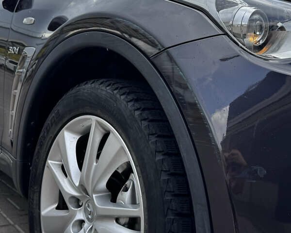 Коричневый Инфинити QX70, объемом двигателя 2.99 л и пробегом 115 тыс. км за 21000 $, фото 6 на Automoto.ua