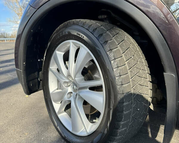 Коричневый Инфинити QX70, объемом двигателя 3.7 л и пробегом 168 тыс. км за 20000 $, фото 15 на Automoto.ua