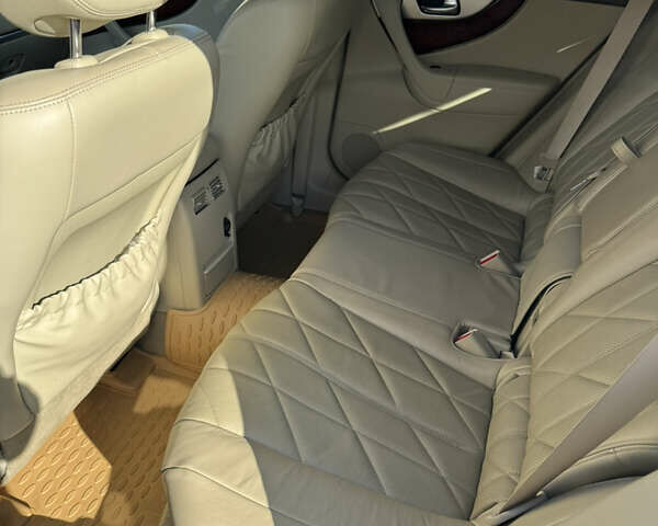 Коричневый Инфинити QX70, объемом двигателя 3.7 л и пробегом 168 тыс. км за 20000 $, фото 29 на Automoto.ua