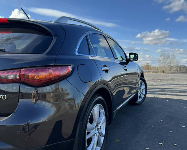 Коричневый Инфинити QX70, объемом двигателя 3.7 л и пробегом 168 тыс. км за 20000 $, фото 17 на Automoto.ua