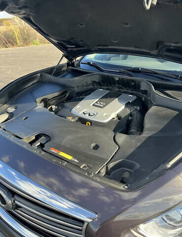 Коричневый Инфинити QX70, объемом двигателя 3.7 л и пробегом 168 тыс. км за 20000 $, фото 5 на Automoto.ua