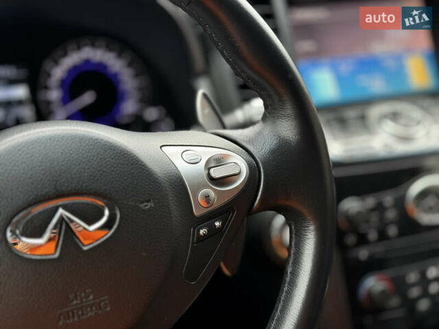 Коричневый Инфинити QX70, объемом двигателя 3 л и пробегом 146 тыс. км за 16500 $, фото 52 на Automoto.ua