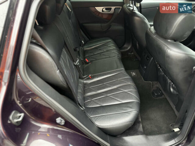 Коричневый Инфинити QX70, объемом двигателя 3 л и пробегом 146 тыс. км за 16500 $, фото 63 на Automoto.ua