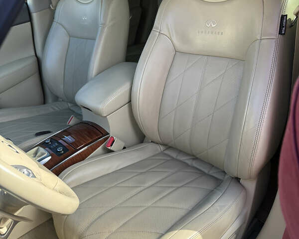 Коричневый Инфинити QX70, объемом двигателя 3.7 л и пробегом 168 тыс. км за 20000 $, фото 20 на Automoto.ua