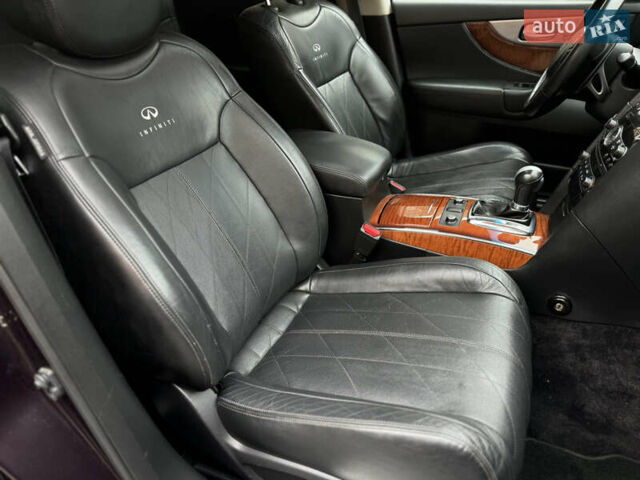 Коричневый Инфинити QX70, объемом двигателя 3 л и пробегом 146 тыс. км за 16500 $, фото 58 на Automoto.ua