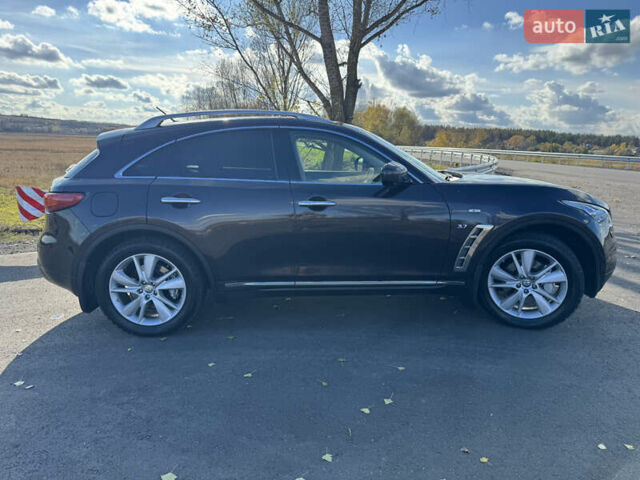 Коричневый Инфинити QX70, объемом двигателя 3.7 л и пробегом 168 тыс. км за 20000 $, фото 14 на Automoto.ua