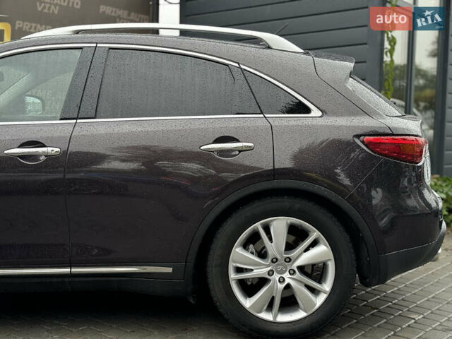 Коричневый Инфинити QX70, объемом двигателя 3 л и пробегом 146 тыс. км за 16500 $, фото 26 на Automoto.ua