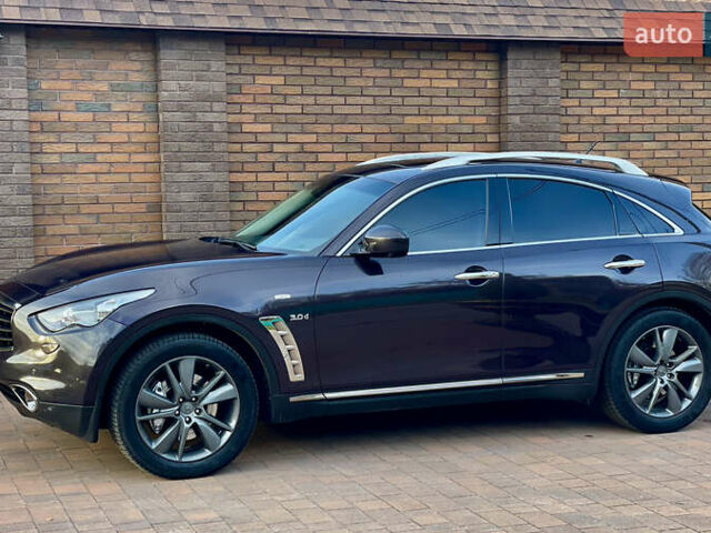 Коричневий Інфініті QX70, об'ємом двигуна 2.99 л та пробігом 138 тис. км за 21800 $, фото 8 на Automoto.ua