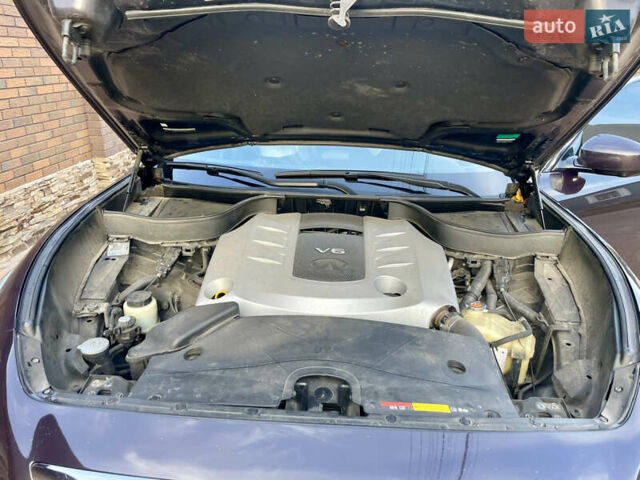 Коричневий Інфініті QX70, об'ємом двигуна 2.99 л та пробігом 138 тис. км за 21800 $, фото 28 на Automoto.ua