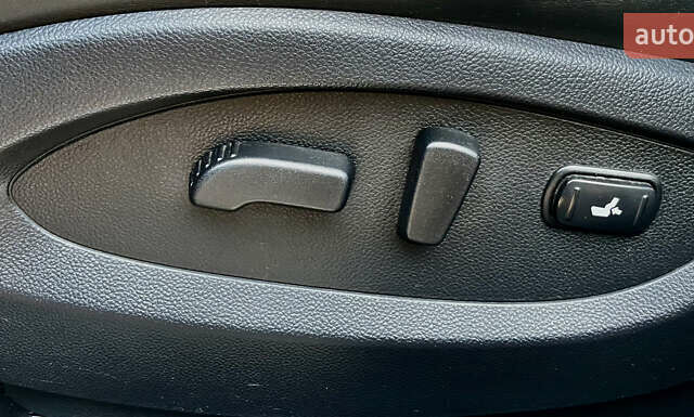 Коричневий Інфініті QX70, об'ємом двигуна 2.99 л та пробігом 138 тис. км за 21800 $, фото 17 на Automoto.ua