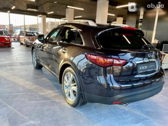 Інфініті QX70, об'ємом двигуна 3 л та пробігом 126 тис. км за 18900 $, фото 3 на Automoto.ua