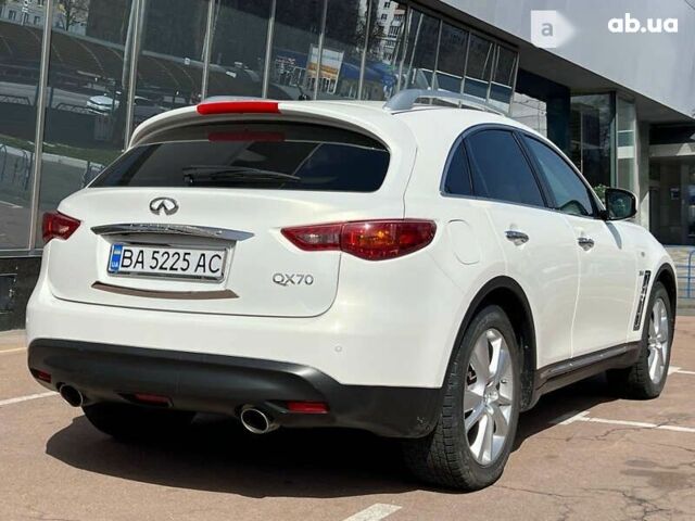 Інфініті QX70, об'ємом двигуна 3 л та пробігом 66 тис. км за 31300 $, фото 4 на Automoto.ua