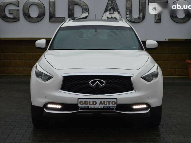 Інфініті QX70, об'ємом двигуна 3.7 л та пробігом 140 тис. км за 24700 $, фото 5 на Automoto.ua