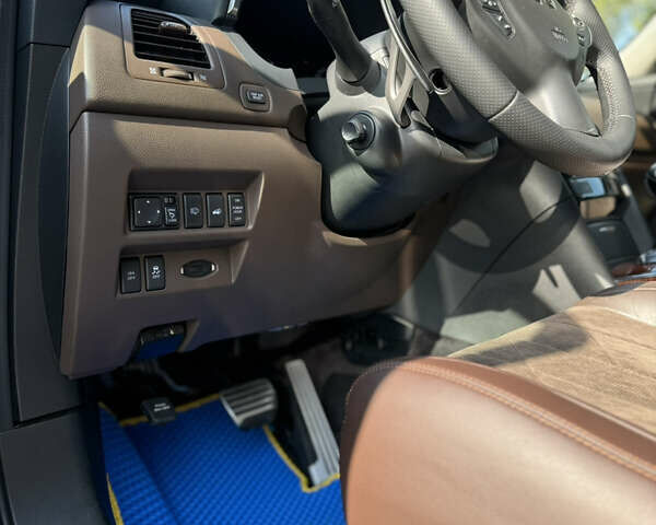 Інфініті QX70, об'ємом двигуна 2.99 л та пробігом 144 тис. км за 16000 $, фото 9 на Automoto.ua