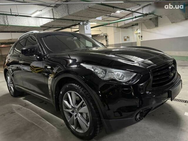Инфинити QX70, объемом двигателя 0 л и пробегом 151 тыс. км за 19700 $, фото 1 на Automoto.ua