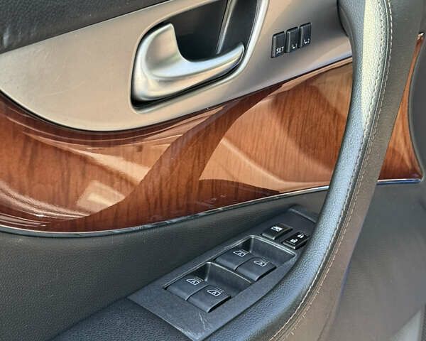 Інфініті QX70, об'ємом двигуна 2.99 л та пробігом 144 тис. км за 16000 $, фото 11 на Automoto.ua