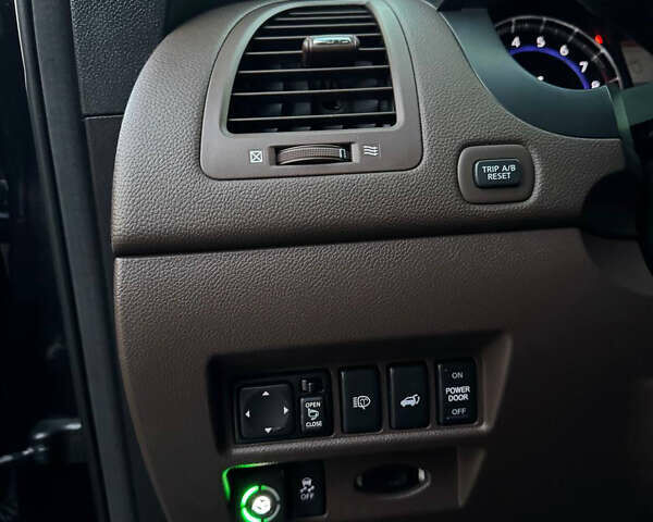 Инфинити QX70, объемом двигателя 3.7 л и пробегом 146 тыс. км за 16900 $, фото 11 на Automoto.ua