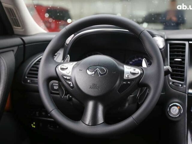 Инфинити QX70, объемом двигателя 3.7 л и пробегом 150 тыс. км за 19500 $, фото 15 на Automoto.ua