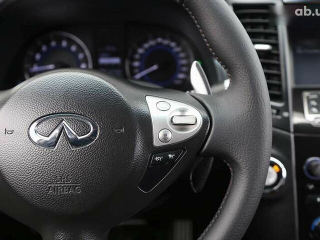 Инфинити QX70, объемом двигателя 3.7 л и пробегом 150 тыс. км за 19500 $, фото 23 на Automoto.ua