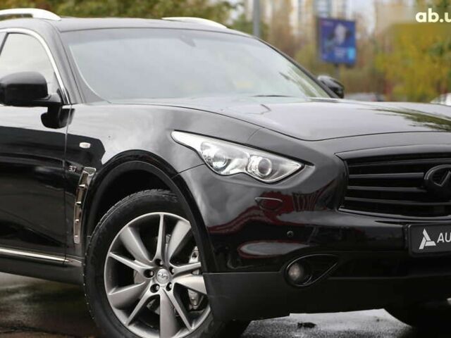Инфинити QX70, объемом двигателя 3.7 л и пробегом 150 тыс. км за 19500 $, фото 3 на Automoto.ua