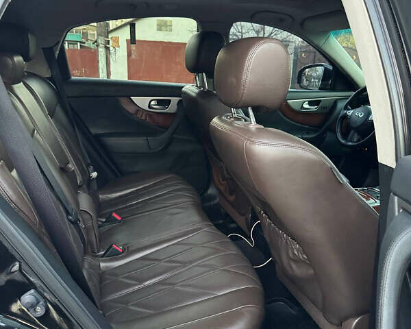 Инфинити QX70, объемом двигателя 3.7 л и пробегом 146 тыс. км за 16900 $, фото 12 на Automoto.ua