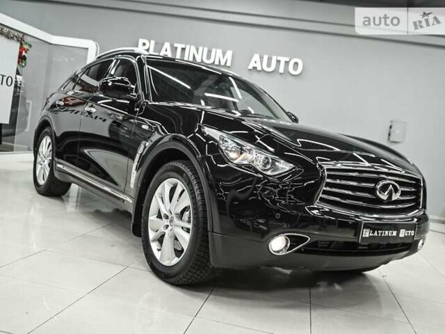 Инфинити QX70, объемом двигателя 2.99 л и пробегом 105 тыс. км за 25400 $, фото 6 на Automoto.ua