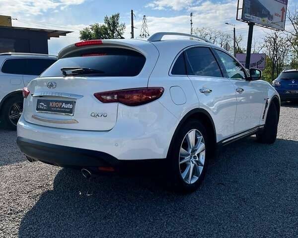 Інфініті QX70, об'ємом двигуна 3 л та пробігом 67 тис. км за 22900 $, фото 8 на Automoto.ua