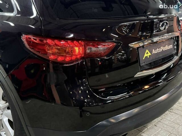 Інфініті QX70, об'ємом двигуна 3.7 л та пробігом 186 тис. км за 15700 $, фото 11 на Automoto.ua