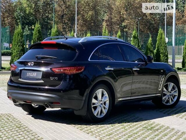 Інфініті QX70, об'ємом двигуна 2.99 л та пробігом 111 тис. км за 23900 $, фото 9 на Automoto.ua