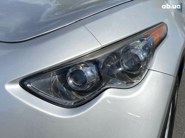 Инфинити QX70, объемом двигателя 3.7 л и пробегом 116 тыс. км за 18000 $, фото 1 на Automoto.ua