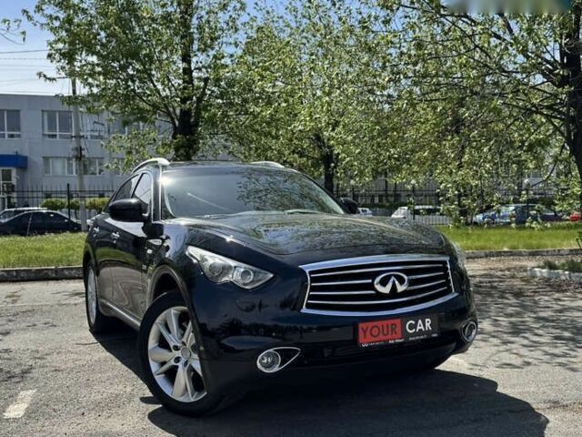 Інфініті QX70, об'ємом двигуна 3 л та пробігом 215 тис. км за 17999 $, фото 9 на Automoto.ua