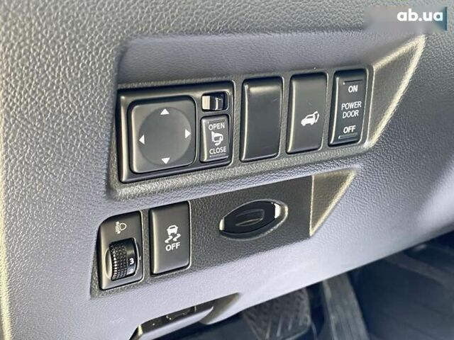 Инфинити QX70, объемом двигателя 3.7 л и пробегом 116 тыс. км за 18000 $, фото 24 на Automoto.ua