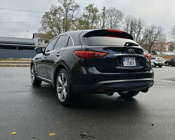 Інфініті QX70, об'ємом двигуна 3.7 л та пробігом 88 тис. км за 18500 $, фото 8 на Automoto.ua